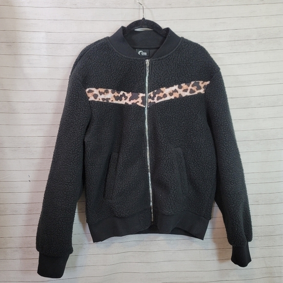 ZYIA Jackets & Blazers - Zyia Active Leopard Flying V Fleece Zip Jacket Sherpa, sz Small